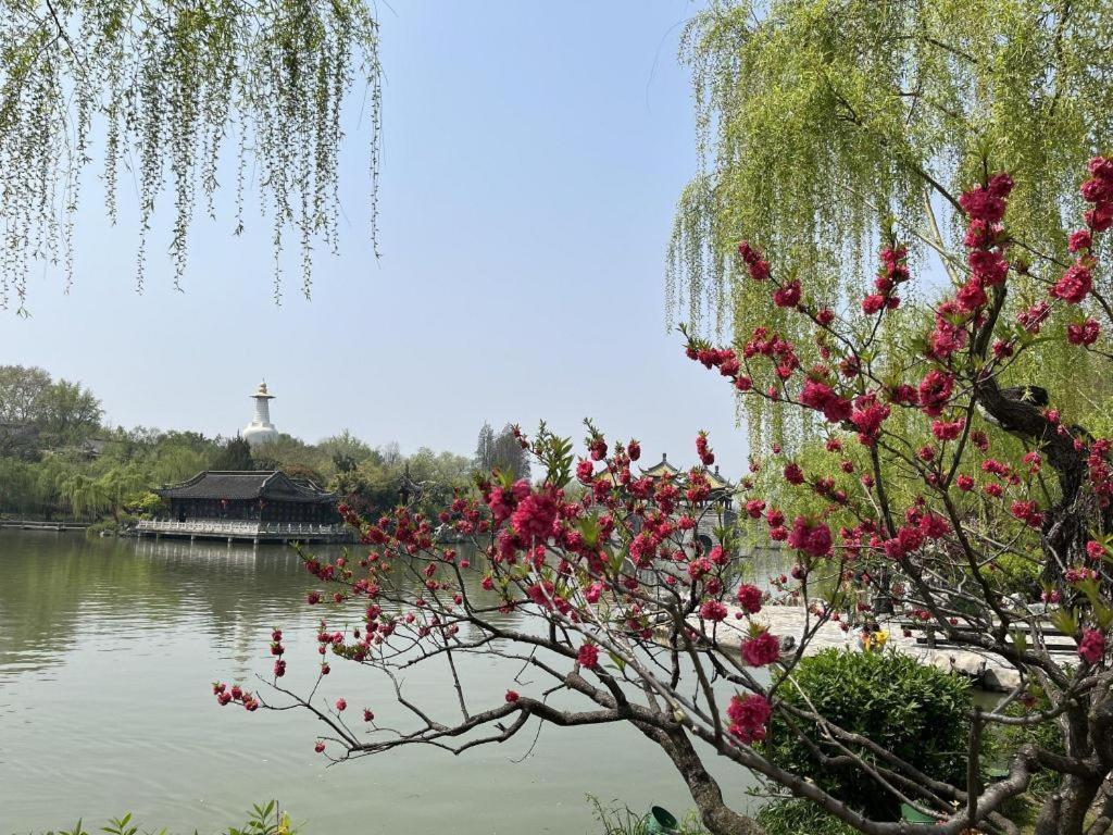 Holiday Inn Express Yangzhou City Center Exterior foto